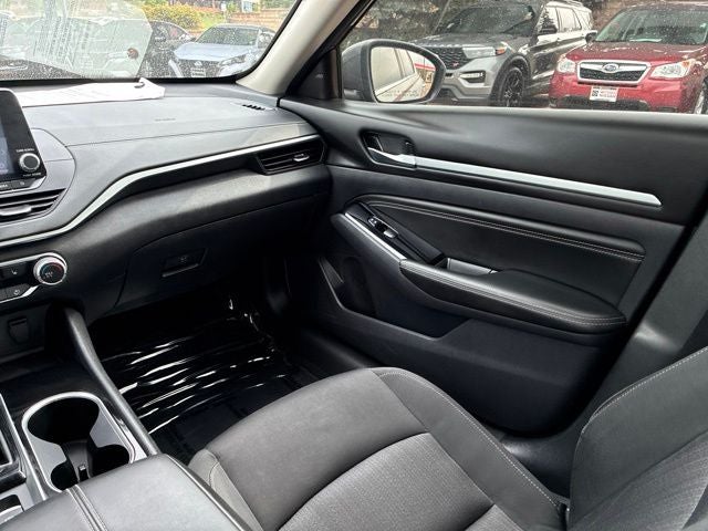 2021 Nissan Altima 2.5 SV