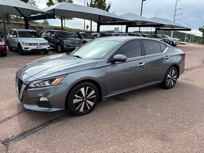 2021 Nissan Altima 2.5 SV