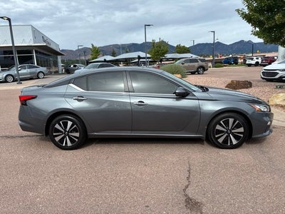 2021 Nissan Altima 2.5 SV