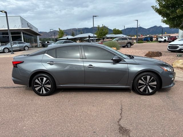 2021 Nissan Altima 2.5 SV