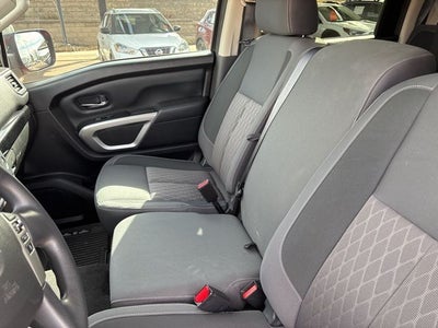 2024 Nissan Titan SV