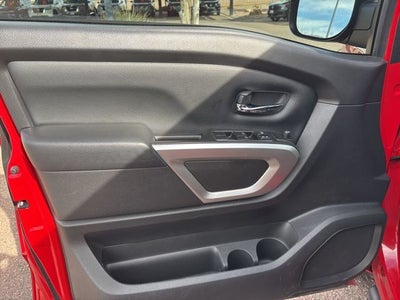 2024 Nissan Titan SV