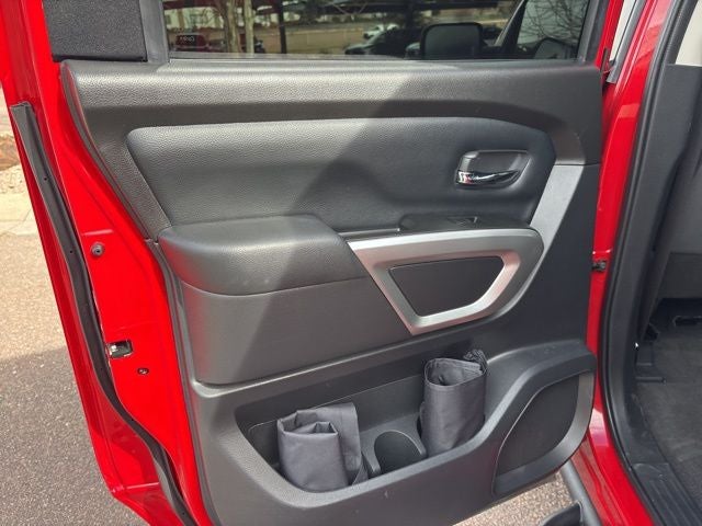 2024 Nissan Titan SV