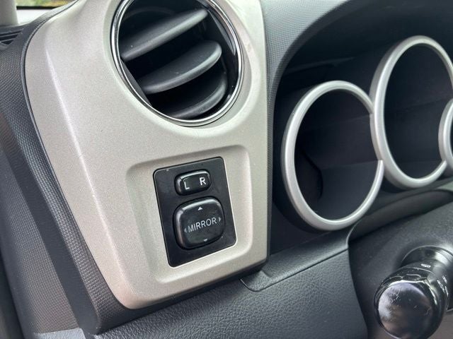 2009 Toyota Matrix Base