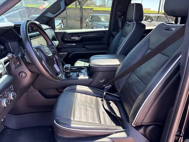 2025 GMC Sierra 1500 AT4X