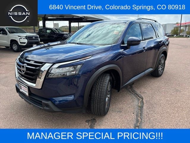 2024 Nissan Pathfinder SV