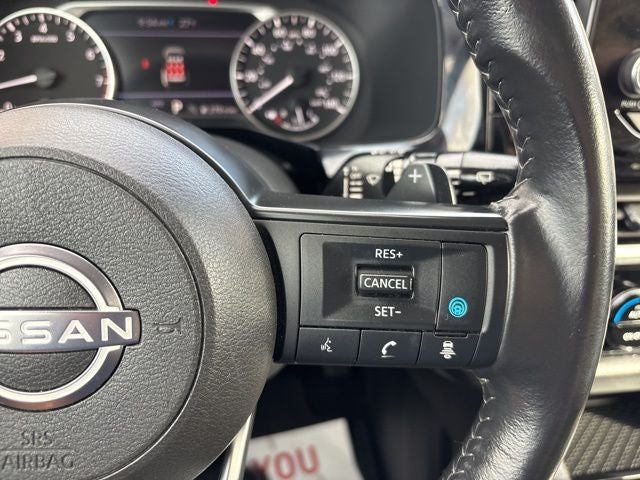 2024 Nissan Pathfinder SV