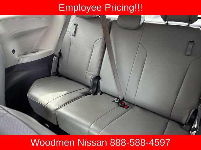 2021 Toyota Sienna XLE 8 Passenger