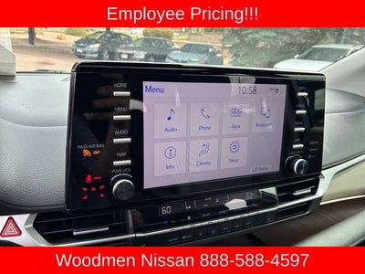 2021 Toyota Sienna XLE 8 Passenger