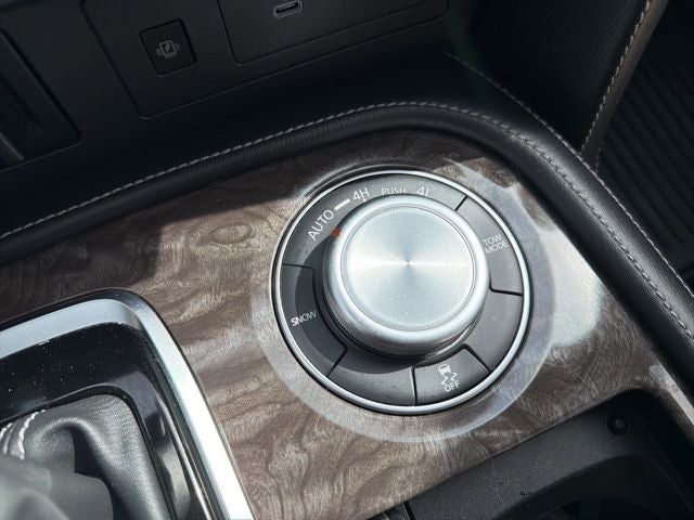 2023 Nissan Armada Platinum