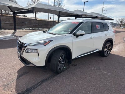 2023 Nissan Rogue SL