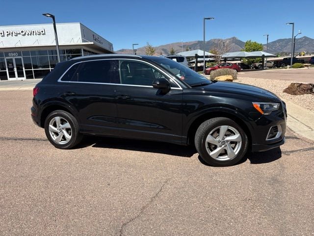 2020 Audi Q3 Premium quattro