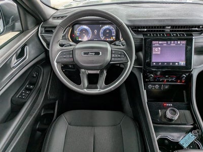 2025 Jeep Grand Cherokee Laredo X