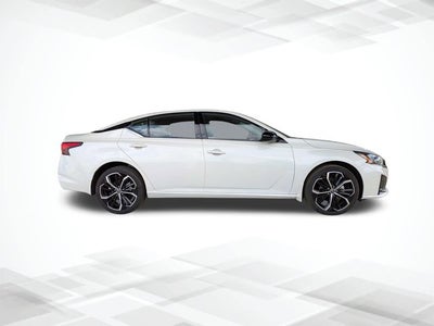 2025 Nissan Altima 2.5 SR