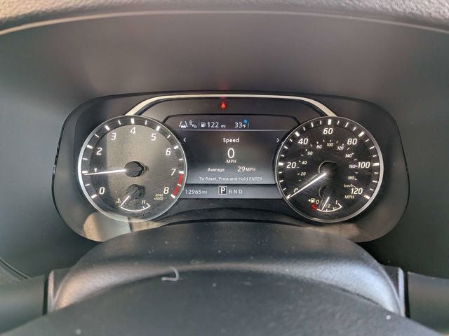 2024 Nissan Frontier SV