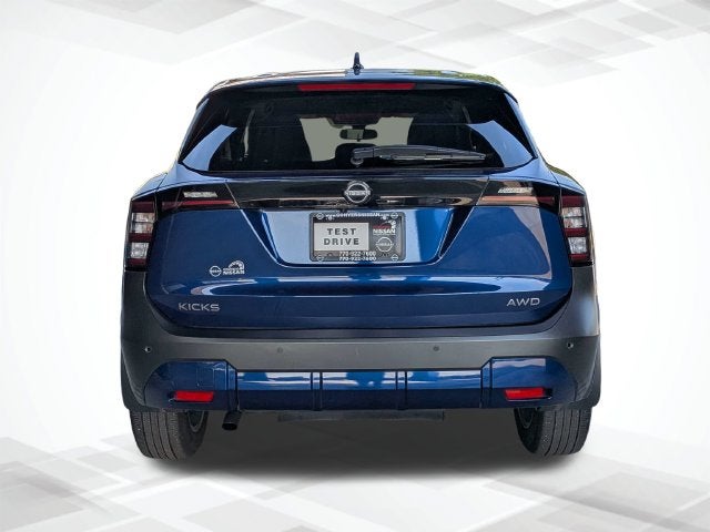 2025 Nissan Kicks SV