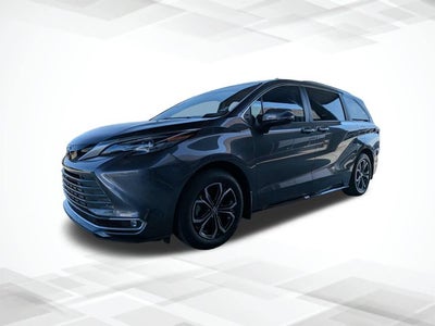2025 Toyota Sienna Platinum 7 Passenger
