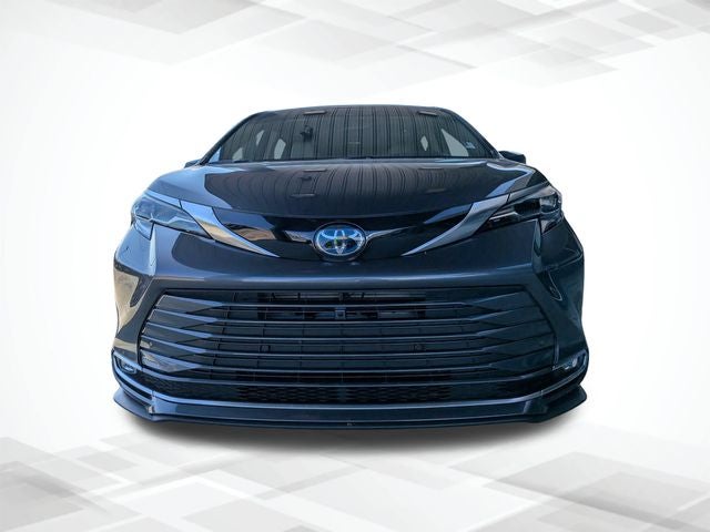 2025 Toyota Sienna Platinum 7 Passenger