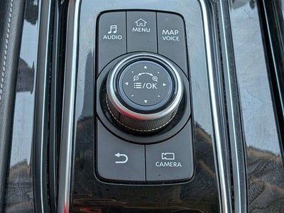 2023 INFINITI QX80 LUXE