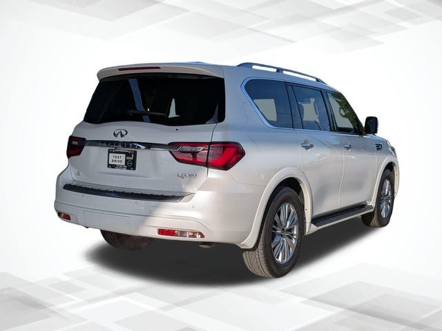 2023 INFINITI QX80 LUXE