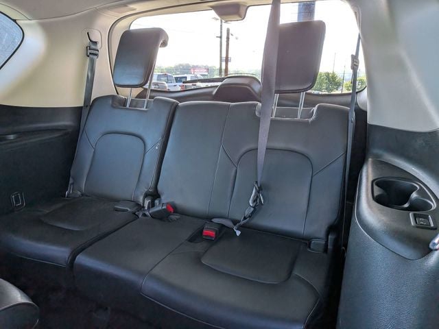 2023 INFINITI QX80 LUXE