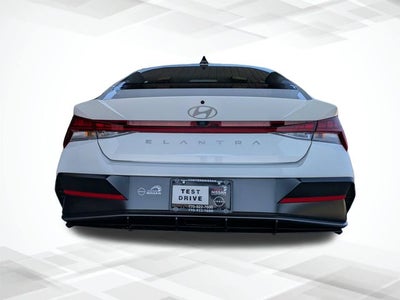 2025 Hyundai Elantra SEL Convenience
