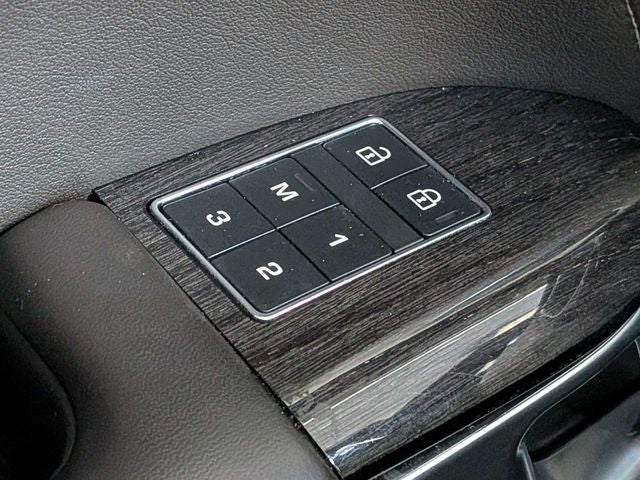 2022 Land Rover Range Rover Sport HSE Silver Edition