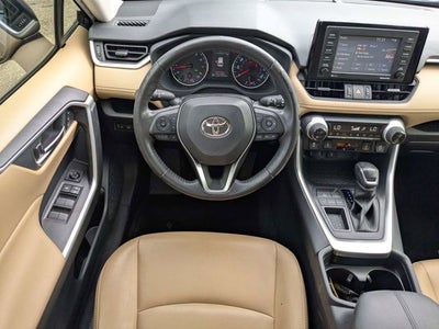 2020 Toyota RAV4 XLE Premium