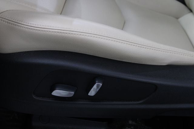 2019 Cadillac XT5 Base