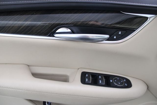 2019 Cadillac XT5 Base