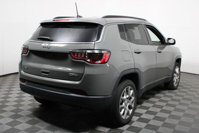 2023 Jeep Compass Latitude Lux