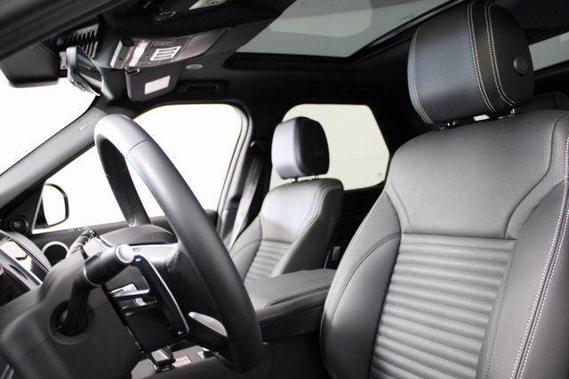 2023 Land Rover Discovery S R-Dynamic