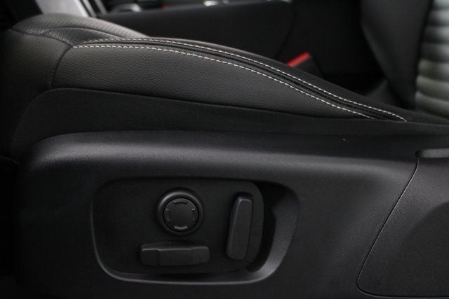 2023 Land Rover Discovery S R-Dynamic