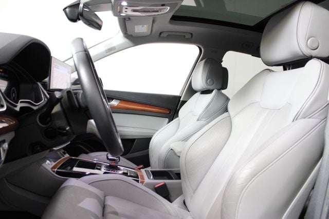 2022 Audi Q5 45 S line Prestige quattro