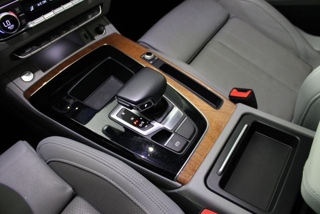 2022 Audi Q5 45 S line Prestige quattro