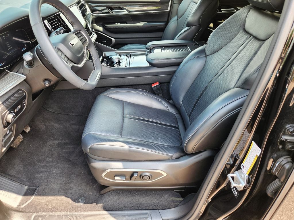 2022 Jeep Wagoneer Series III