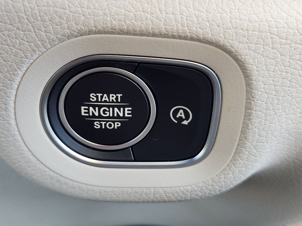 2026 Mercedes-Benz GLS 450 4MATIC®