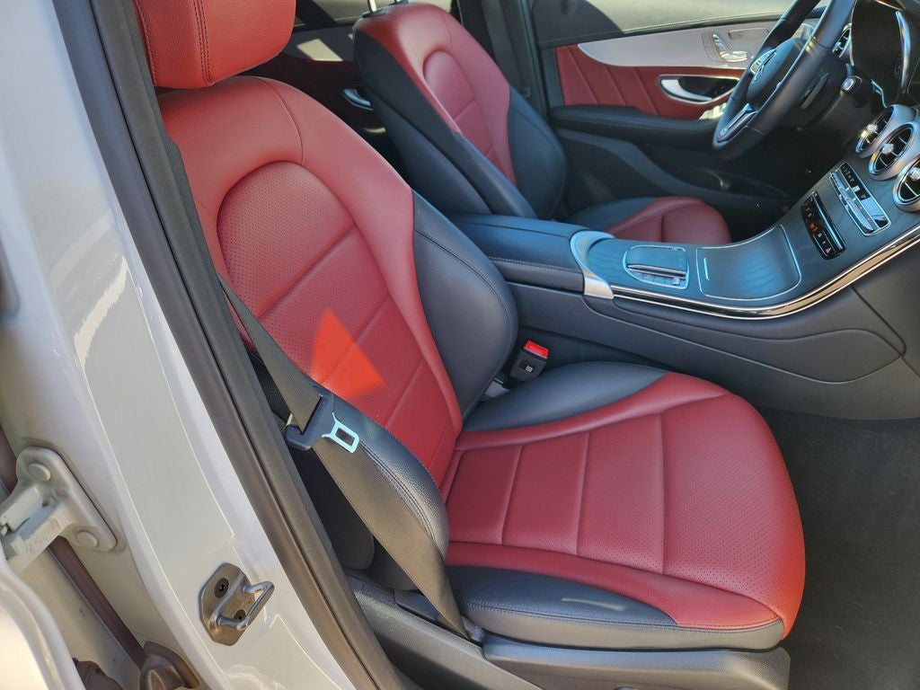 2023 Mercedes-Benz GLC GLC 300