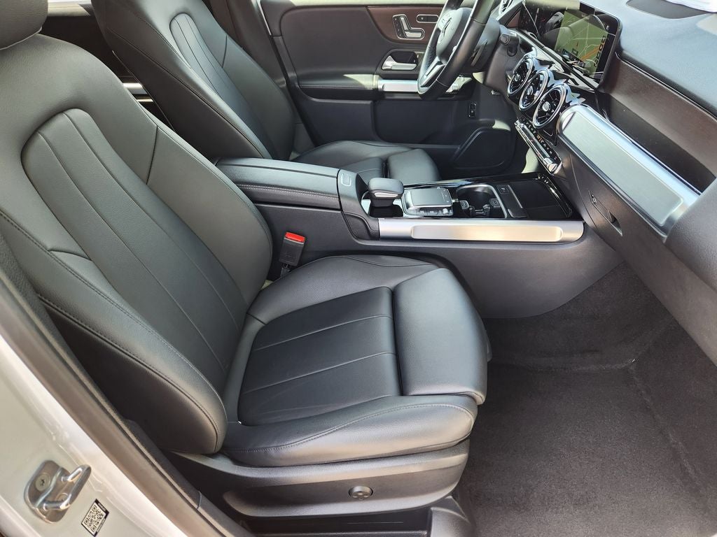 2023 Mercedes-Benz GLB 250 4MATIC®