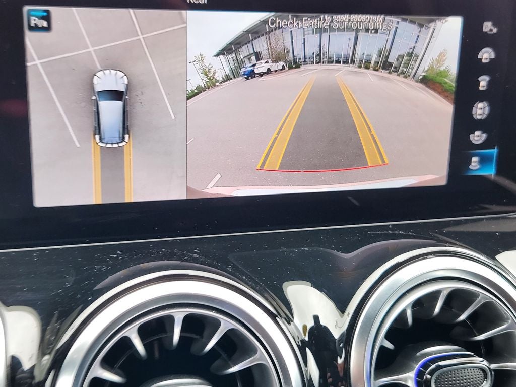 2023 Mercedes-Benz GLB 250 4MATIC®