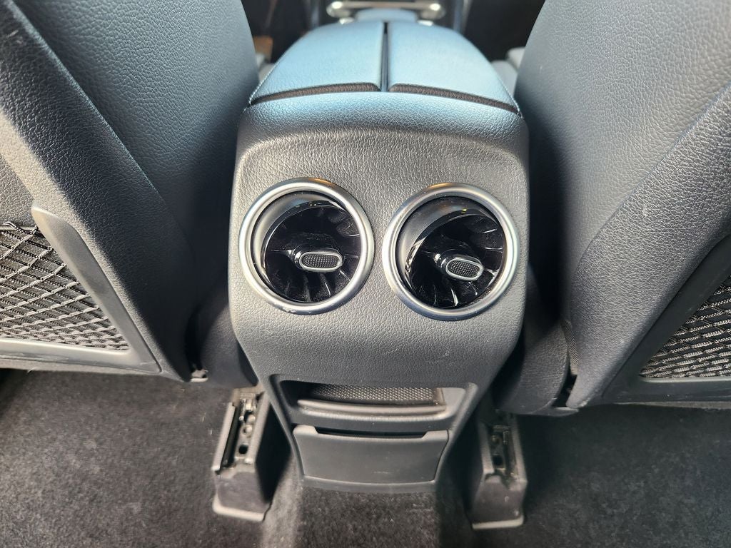 2022 Mercedes-Benz GLB 250 4MATIC®