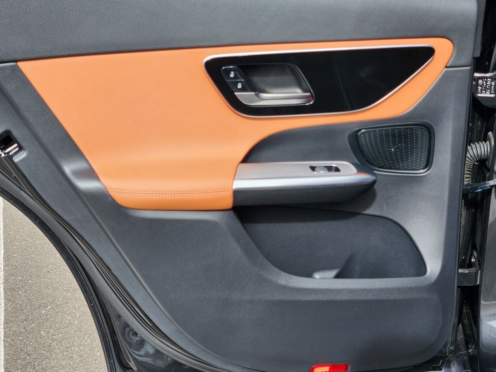 2026 Mercedes-Benz GLC 300