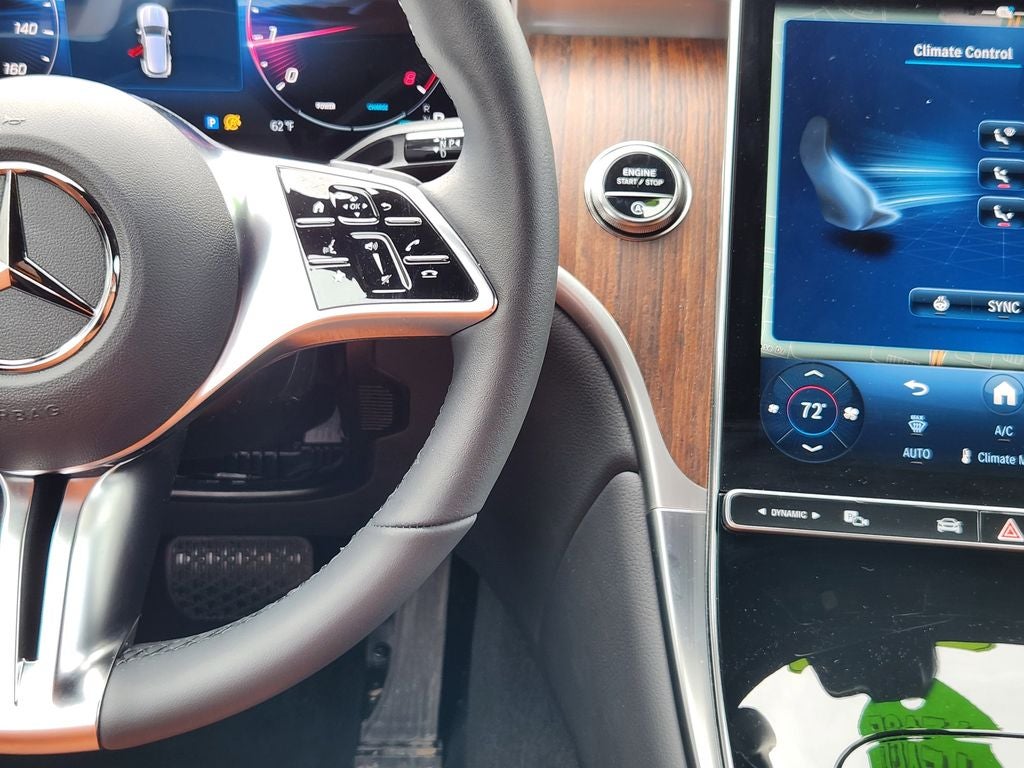 2026 Mercedes-Benz GLC 300