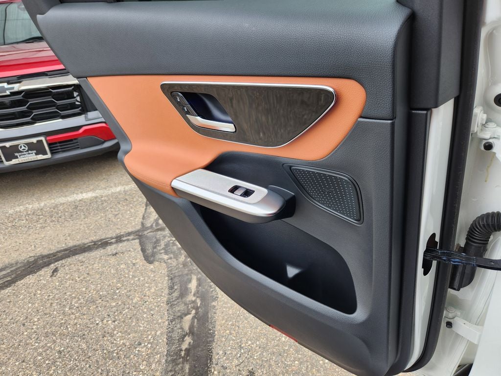 2026 Mercedes-Benz GLC 300