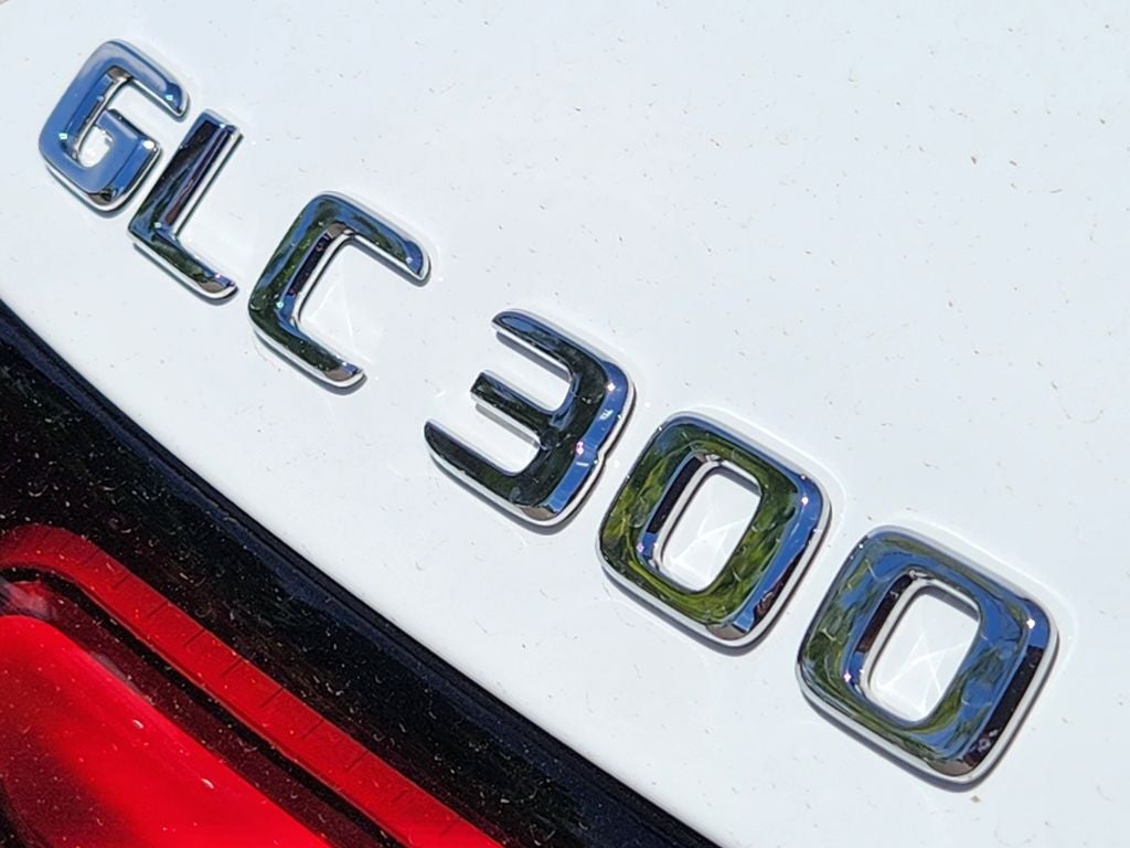 2026 Mercedes-Benz GLC 300