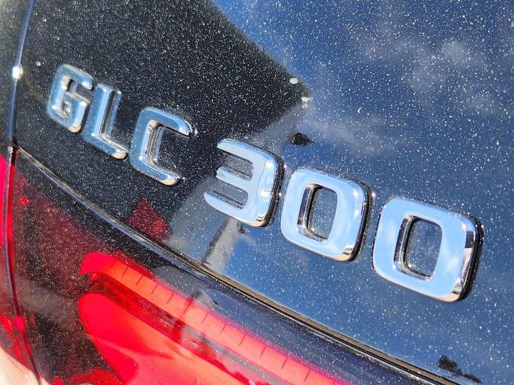 2026 Mercedes-Benz GLC 300