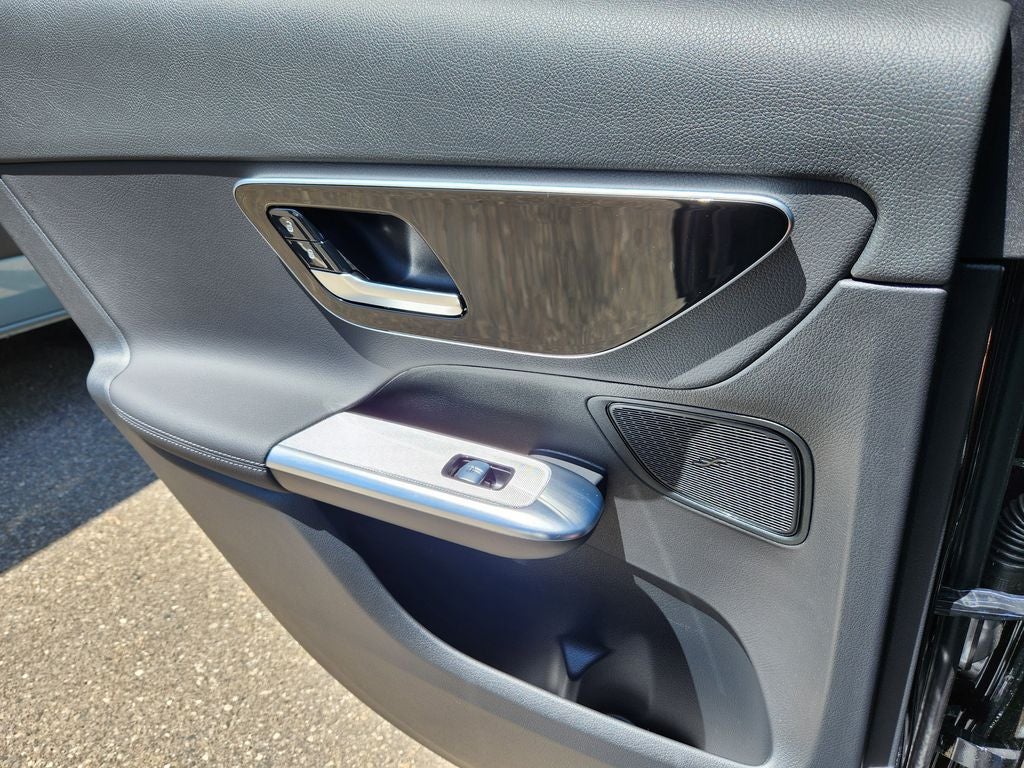 2026 Mercedes-Benz GLC 300