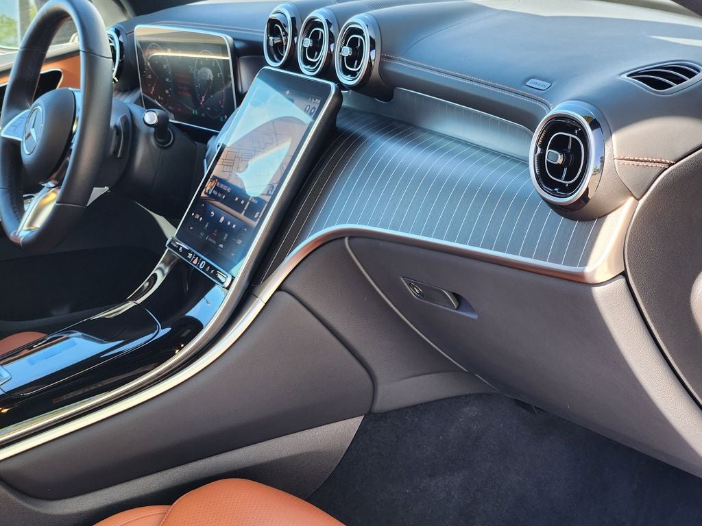 2024 Mercedes-Benz GLC 300