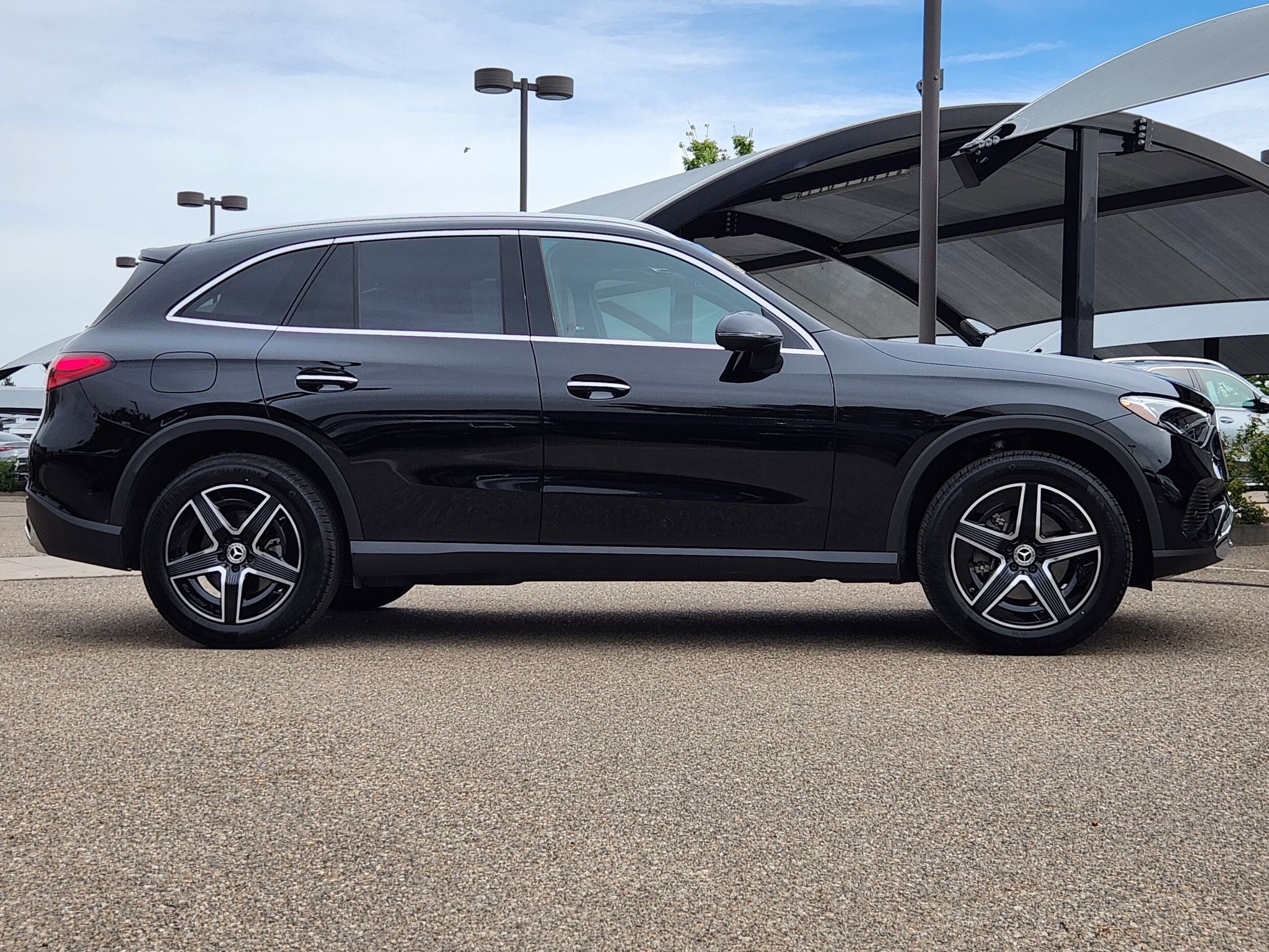 2026 Mercedes-Benz GLC 300