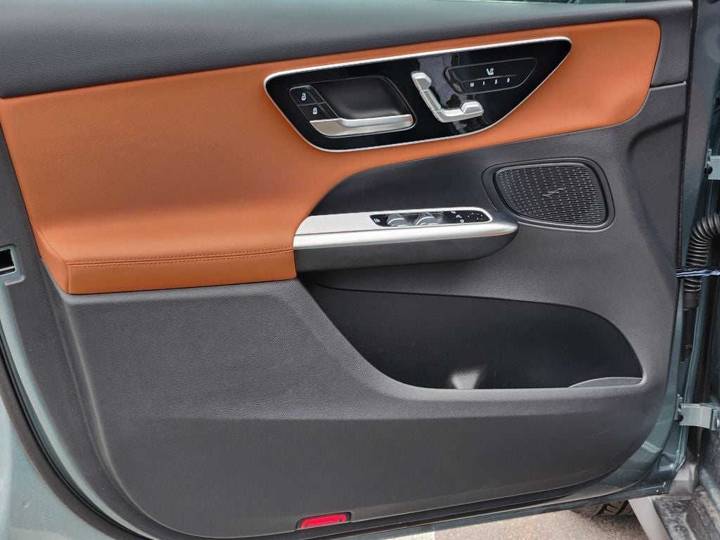 2026 Mercedes-Benz GLC 300